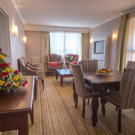 Holiday Inn - Harare By Ihg Zewnętrze zdjęcie