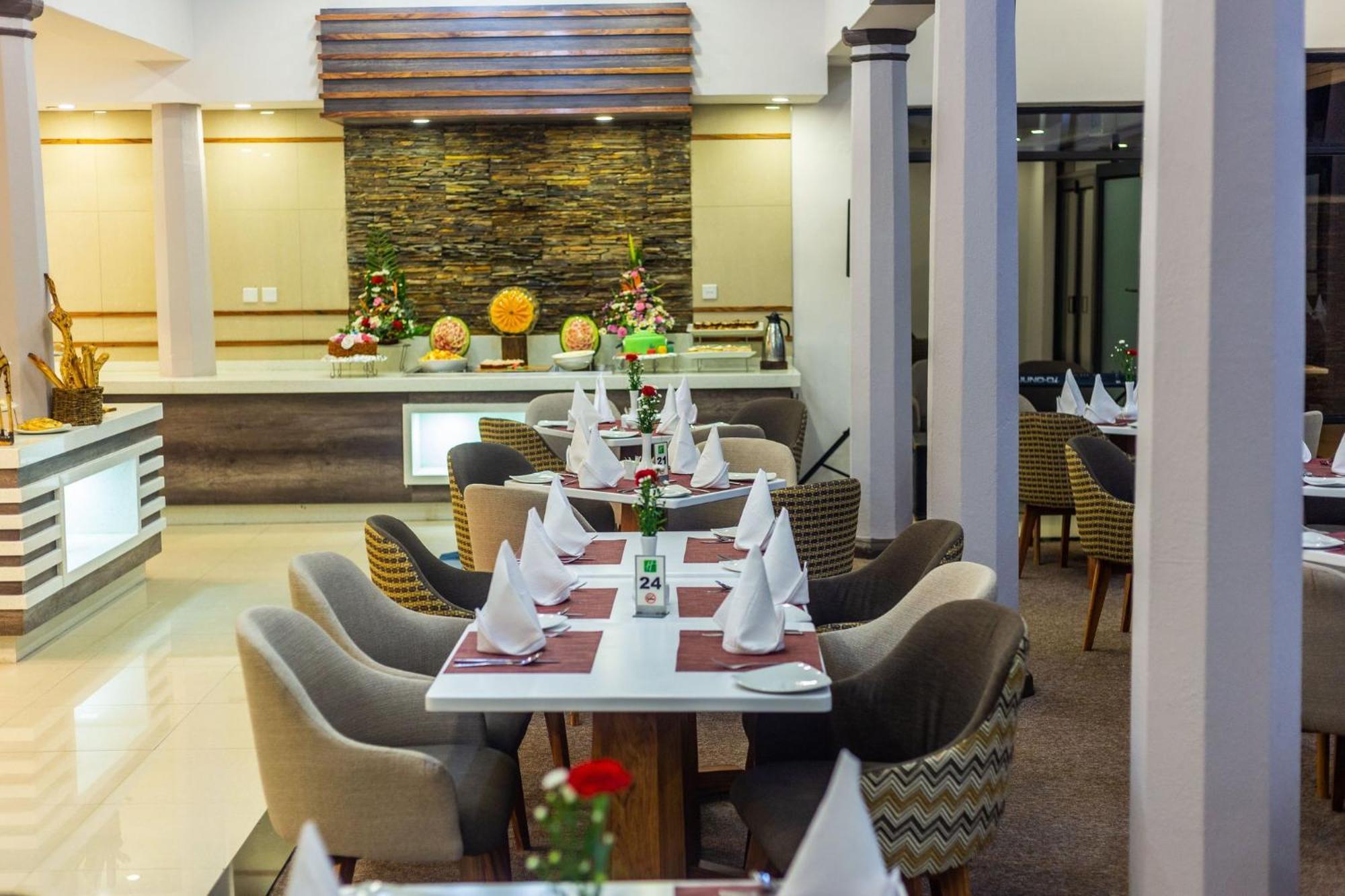 Holiday Inn - Harare By Ihg Zewnętrze zdjęcie