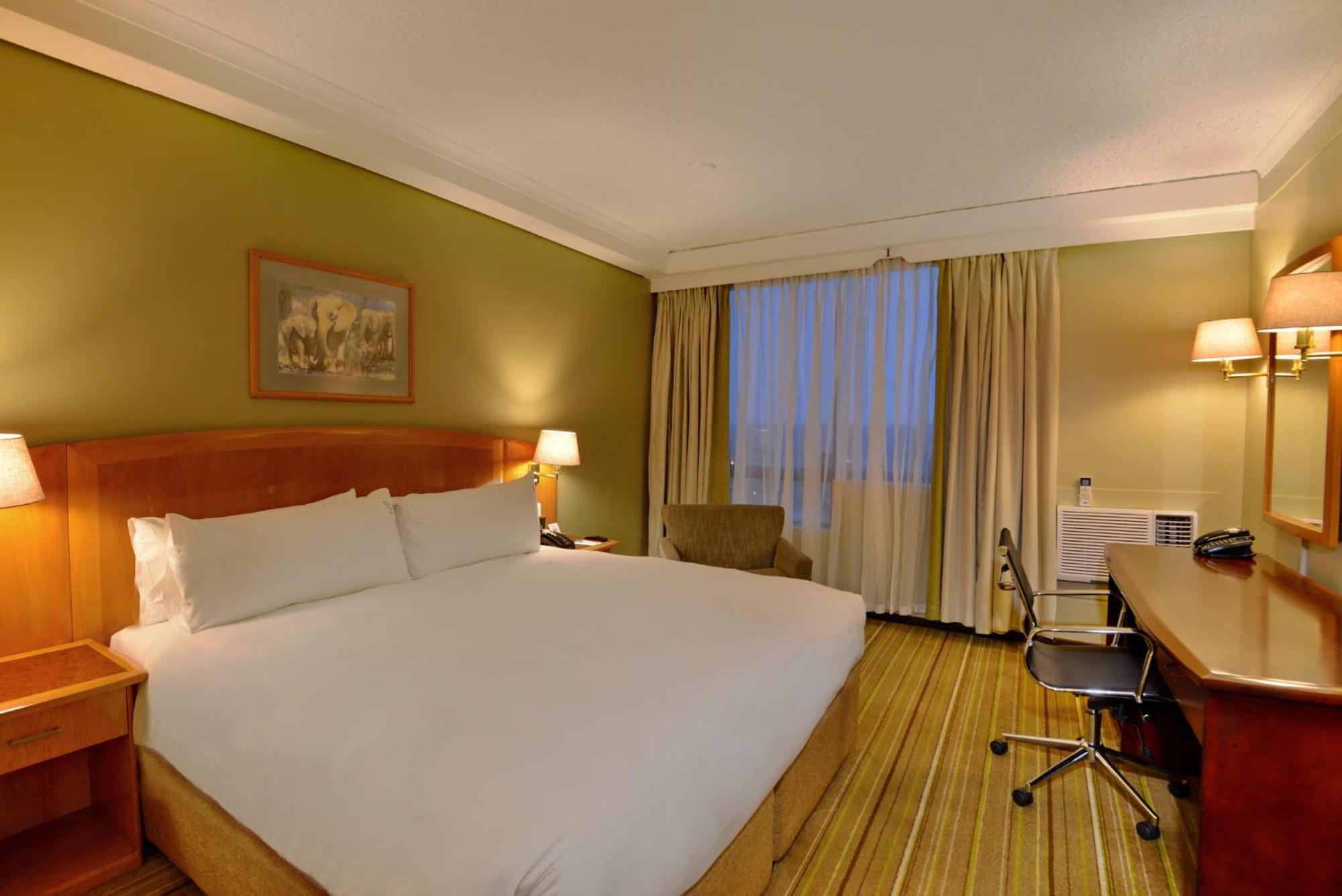 Holiday Inn - Harare By Ihg Zewnętrze zdjęcie