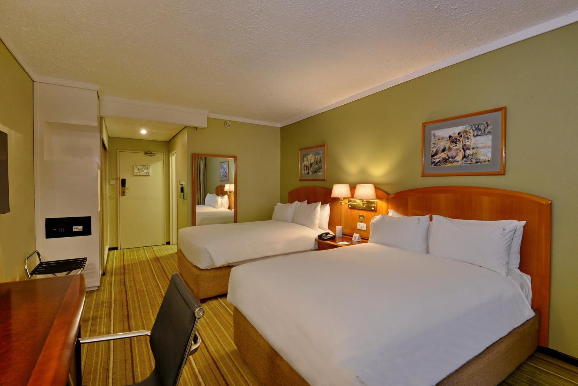 Holiday Inn - Harare By Ihg Zewnętrze zdjęcie