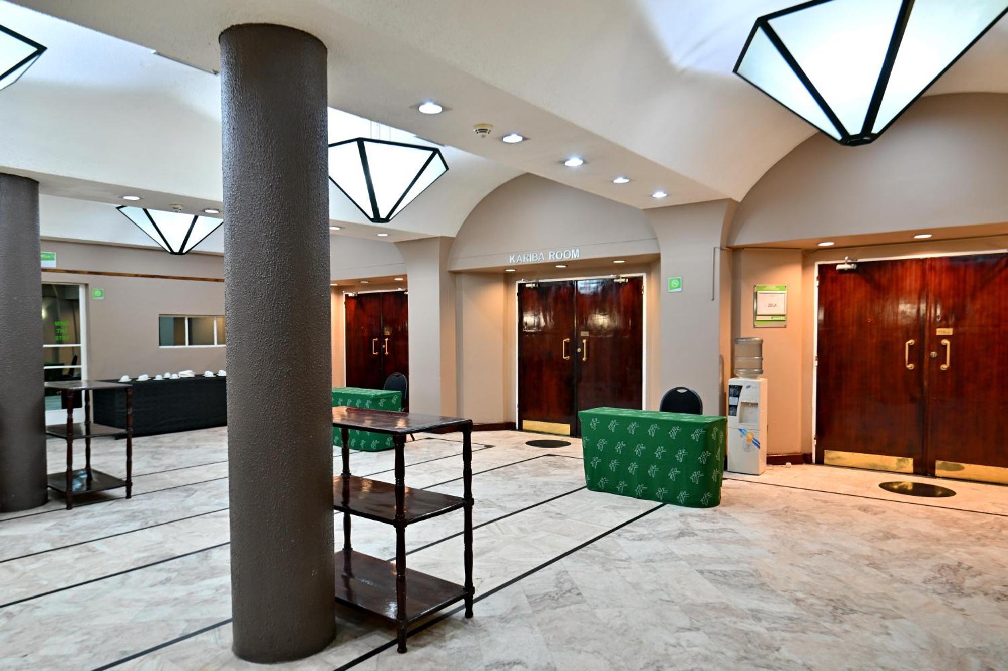 Holiday Inn - Harare By Ihg Zewnętrze zdjęcie